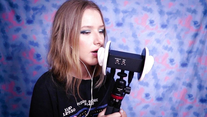 Diddly ASMR Whispering in Your Ear xxx